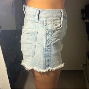 Arizona Jean Company Light Wash Denim Mini Skirt